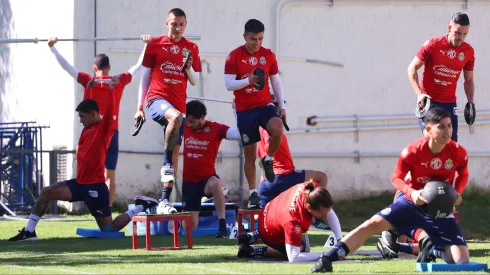 El plantel del Guadalajara comenzó este martes a preparar su próximo partido del Clausura 2024
