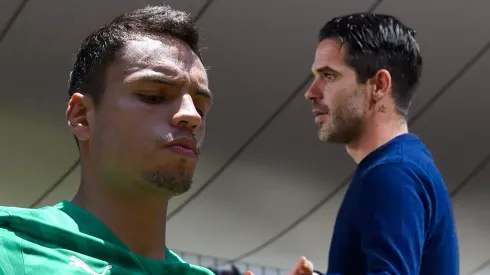 Afición le exige a Gago que Whalley sea titular.