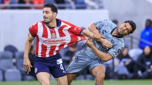 Pollo Briseño perdió la titularidad en el partido ante Puebla.