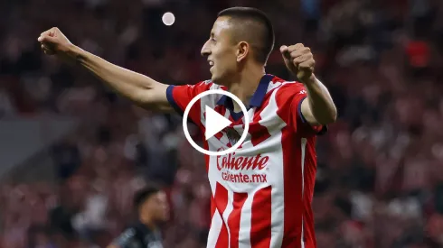 Así fue el golazo del Piojo Alvarado.