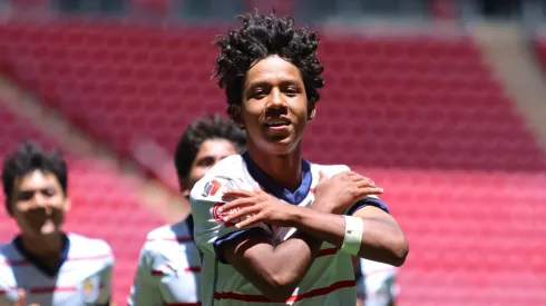 Gael García realizó polémicao festejo en la victoria de Chivas Sub-16.