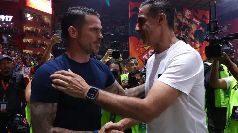 Renato Paiva felicitó a Fernando Gago.