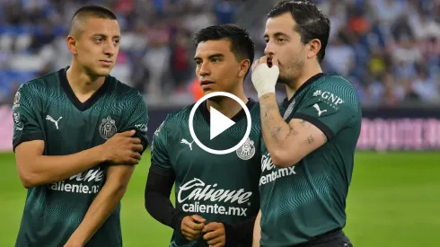 El vestidor de las Chivas en La Bombonera fue escenario de una épica celebración