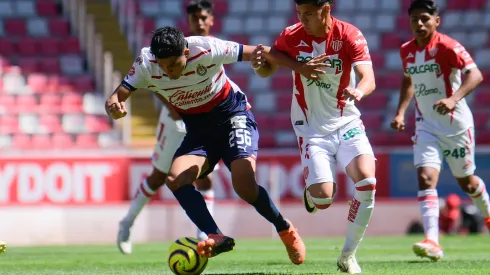 Latorre busca el sábado el primer título en apenas su segundo torneo en Fuerzas Básicas con Chivas