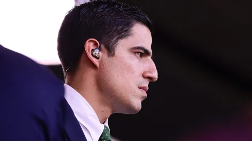 El relator de moda en Televisa no tuvo la mejor de las actitudes.