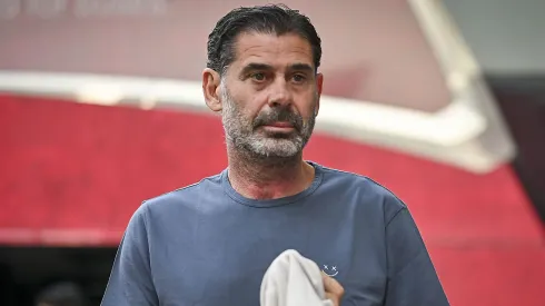 Elementos de Chivas estallan contra Hierro.