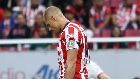 Chicharito Hernández fue el centro de las criticas por parte de la afición de Chivas