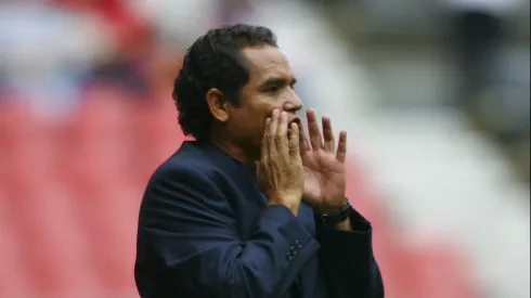 Demetrio Madero se metió de lleno en la actualidad de Chivas.