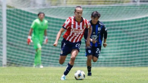 Esteban Mendoza espera aún por debutar como goleador con Chivas