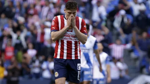 Luis Olivas sufre una dura lesión ligamentaria.