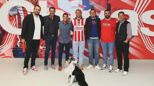 El tridente a la izquierda de Cade Cowell fue cuestionado por los insiders de Chivas