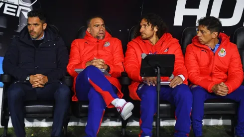 El timonel argentino tiene el agua hasta el cuello.