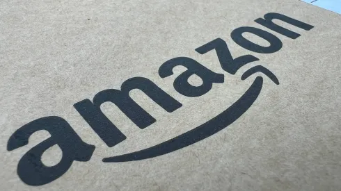 Amazon ya buscó nuevo relator para Chivas.