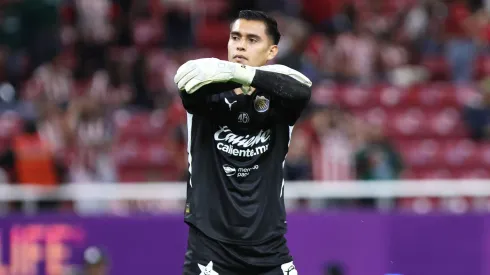 Raúl Rangel tuvo un valiente gesto con sus compañeros en el vestidor del Estadio Akron