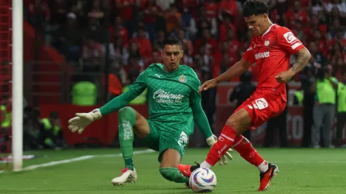 Raúl Rangel recordó con emotividad su debut como profesional en el Apertura 2023