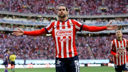 El atacante de los tapatíos suma tres anotaciones.