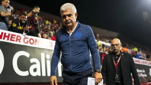 Ferretti se lanzó con todo sobre el entrenador del Rebaño.