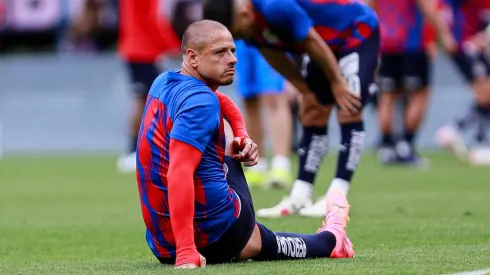 Chicharito está muy lejos de lo que la afición esperaba.