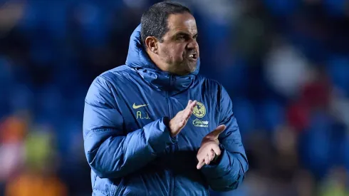 André Jardine menosprecia a Chivas.