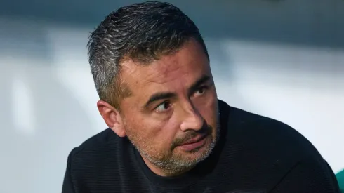 Arturo Ortega realizó una llamativa conferencia de prensa.