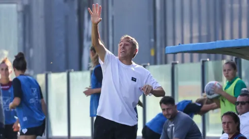 El nuevo timonel de Chivas tuvo un mal paso por el Betis.