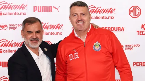 El entrenador de los rojiblancos está tratando de conocer a los jugadores.