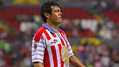 El exzaguero terminó siendo juzgado por algunos aficionados.