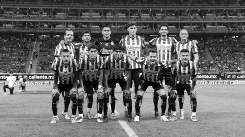 Chivas y los 10 jugadores que saldrían para el Clausura 2025