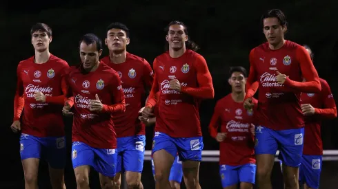 Chivas tendrá varios días para entrenar bajo las órdenes de Gerardo Espinoza.