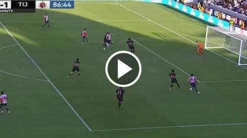 Teun Wilke marcó el gol del empate del amistoso entre Chivas y Tijuana.