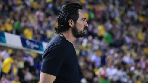 Gerardo Espinoza recibe fuerte respaldo de Jair Pereira.