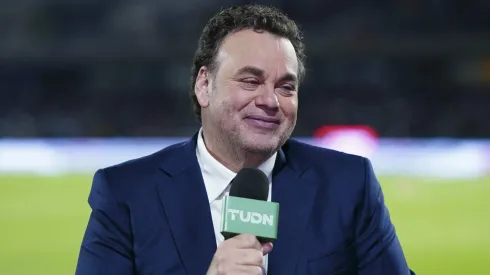 David Faitelson salió en representación del aficionado de Chivas.