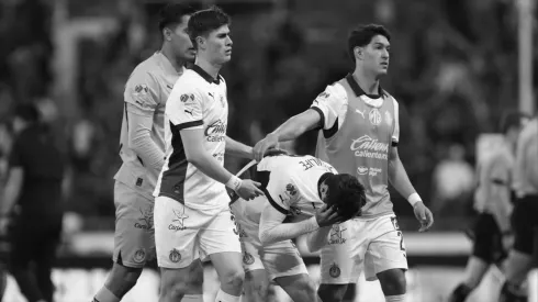 Se reveló cómo definirán las bajas de Chivas