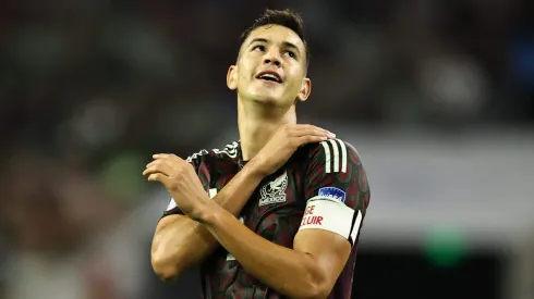 César Montes es un jugador de talla, ya que milita en Europa y es seleccionado por México.