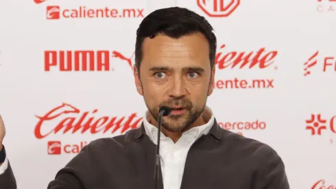 Javier Mier es uno de los directivos que encabezan las reuniones con los diferentes entrenadores.