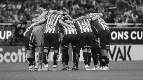 Chivas definió el futuro de tres referentes del plantel.