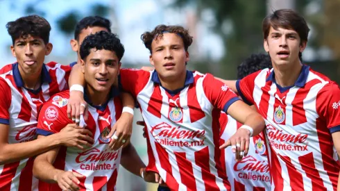 Zinedine Hernández en la pretemporada de Chivas