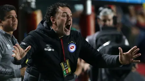 Gabriel Milito renueva las ilusiones en Chivas de Guadalajara.