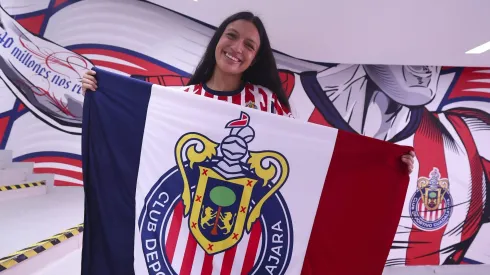 Samantha López llega de Mazatlán.