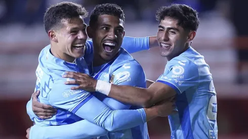 Elías Montiel sería buscado por Chivas.