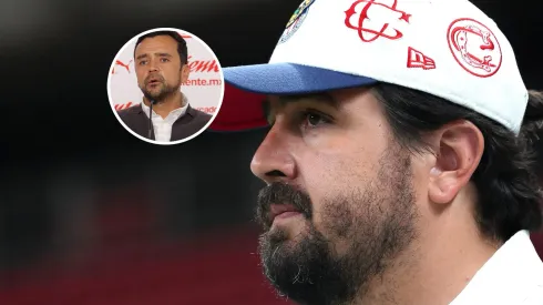 Amaury Vergara feliz con Alejandro Manzo.