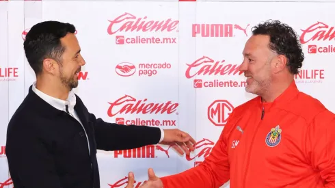 El DT de los rojiblancos ha caído con el pie derecho.