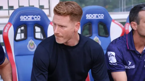 Guillermo Abascal habló en conferencia de prensa post derrota de Chivas.