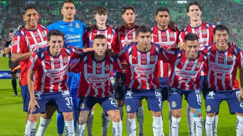 Afición de Chivas marcó al culpable de la derrota ante Santos Laguna.