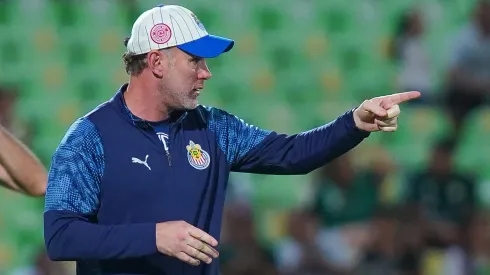 Gabriel Milito solo ganó 2 de los 6 partidos que lleva dirigidos en Chivas.