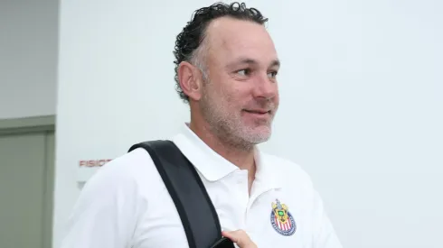 Gabriel Milito realizó modificaciones para el partido de Chivas contra Juárez.