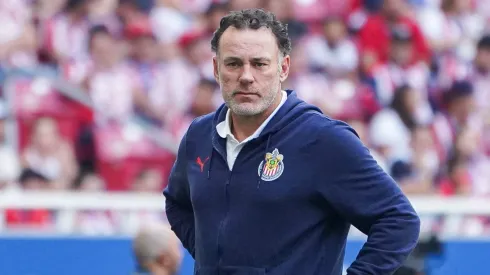 Gabriel Milito y sus descartados para Chivas vs. Tijuana.