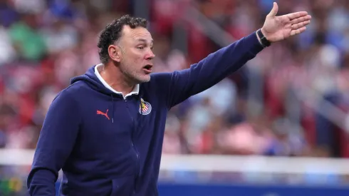 Gabriel Milito solo suma dos triunfos en nueve partidos dirigidos en Chivas.