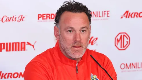 Un canterano de Chivas es convocado por primera vez por Gabriel Milito para un partido oficial.