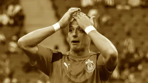 Chicharito sigue sin despegar en su segunda etapa con Chivas.